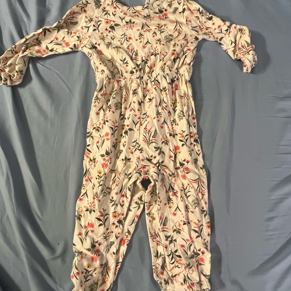 18-24 MONTH LONG SLEEVE FLORAL JUMPSUIT
